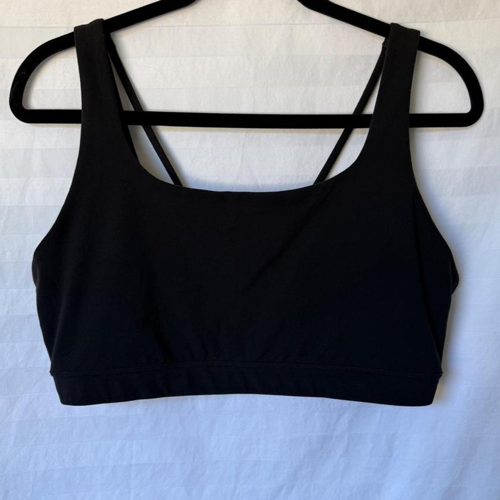 Athleta black sports bra size L
